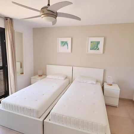 شقة Villa 9 - 2 Bedroom - 2 Bathroom - Sleeps 7 أرونا